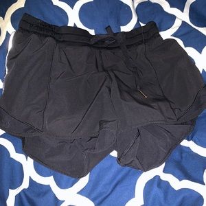 Lululemon hotty hot shorts